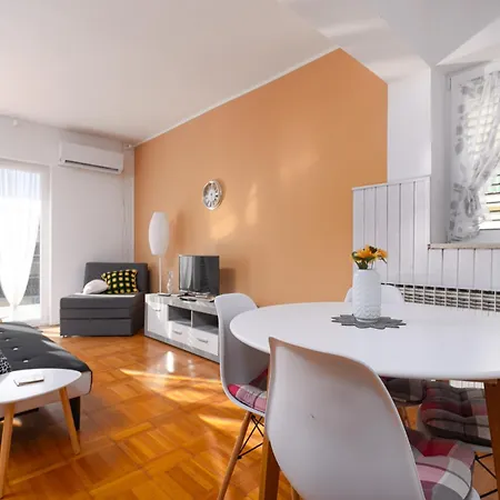 Milo Appartement Poreč Buitenkant foto