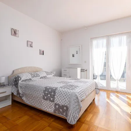 Milo Appartement Poreč Buitenkant foto